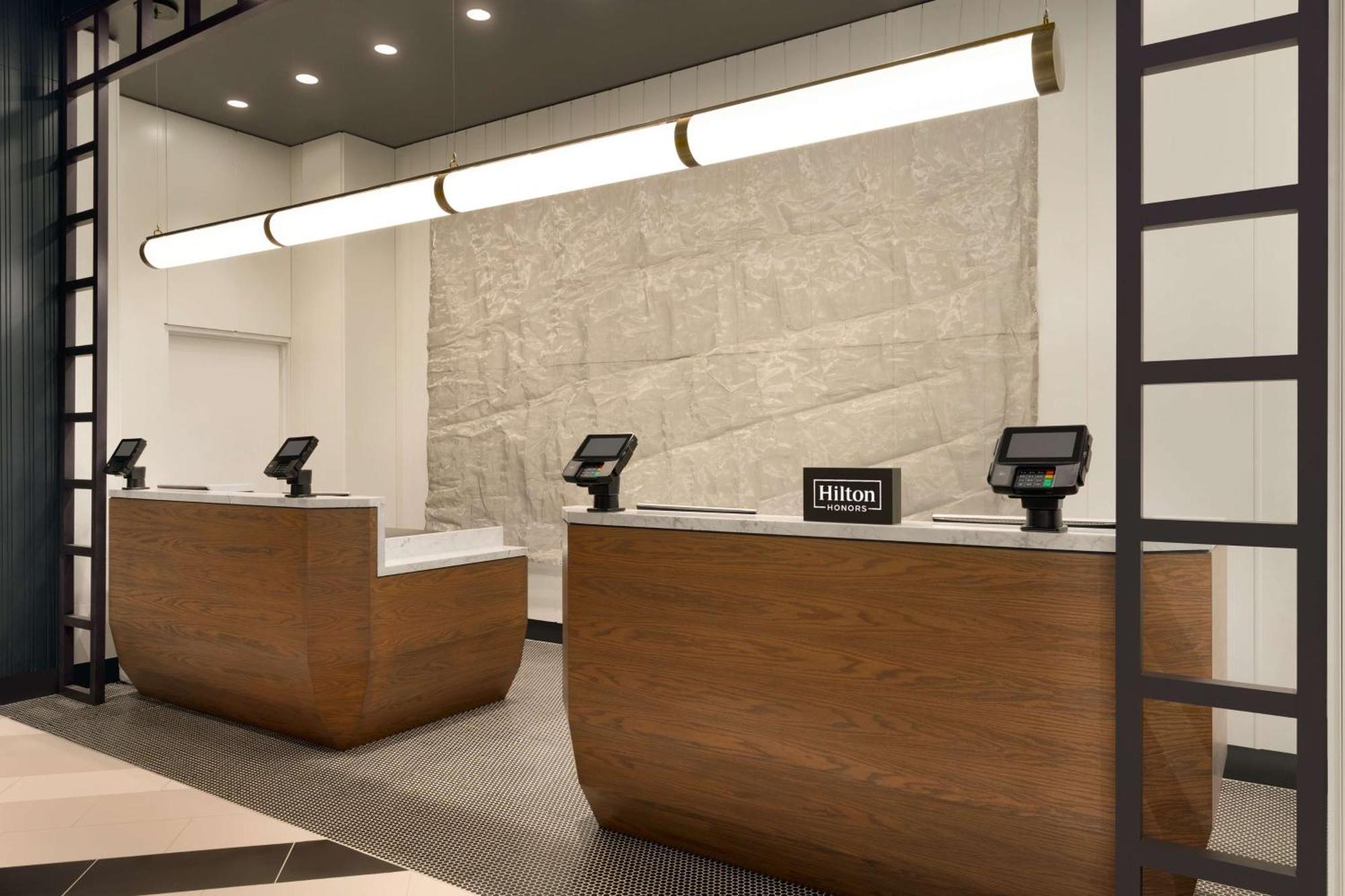 Hotel Doubletree By Hilton New York Downtown Extérieur photo